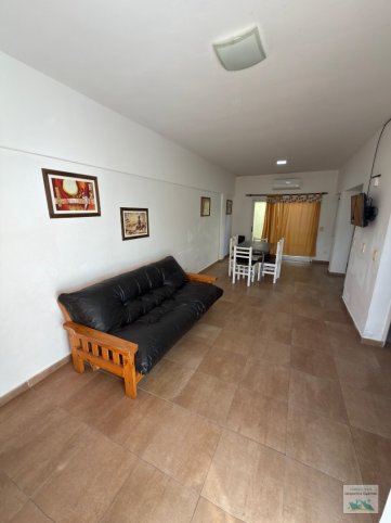 Depto tipo dúplex 2 dorm, 60m² con patio y parrilla — Del Cazón