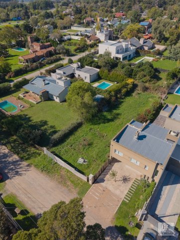 Lote en venta 630m² en Barrio Golf, a metros de Av. Fleming