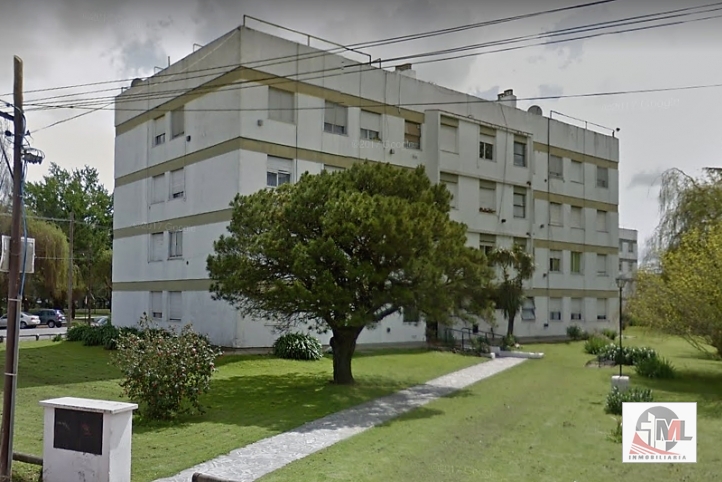 Depto 3 dorm, 105m² en 2° piso — 4 de Abril y Maipu