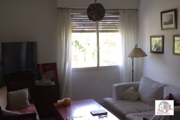 Depto 3 dorm, 105m² en 2° piso — 4 de Abril y Maipu