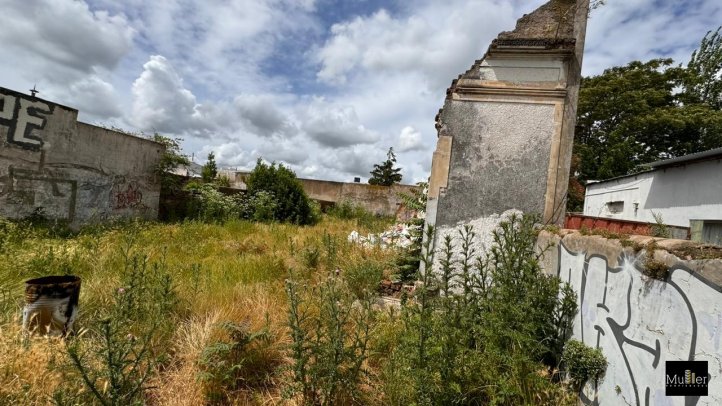 Lote en venta sobre calle Alsina al 1100. Ideal complejo