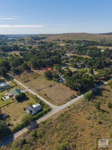 Lote en venta Pueblo Vasco y Yugoslavia
