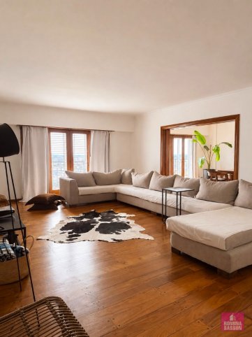 Depto en Venta 3 dorm, 288m² con 2 cocheras — Av España