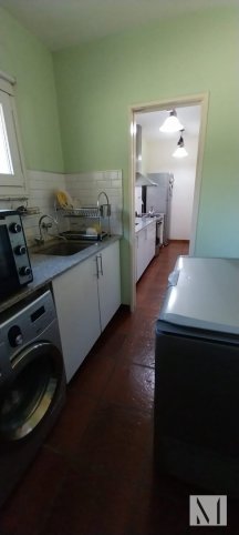 Quinta en Venta Del Águila 2000, 180m², 2 dormitorios, 2 baños, amplio espacio verde