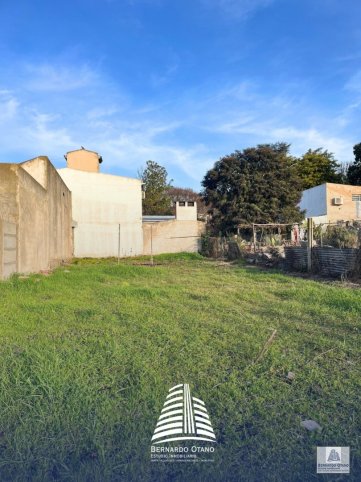 Lote en Venta en Barrio Cerrito, 350m²
