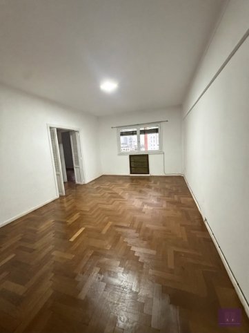 Belgrano y 9 de Julio ( Edificio La Tandilense)