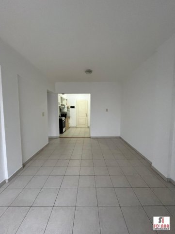 Depto. céntrico de 1 dormitorio con cochera cubierta