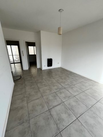 Depto en Venta 1 dorm, 48m² con cochera — Lamadrid 526