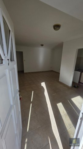 Depto en Venta 1 dorm, 49m² con cochera — Alberdi