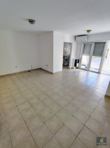 Depto en Venta 1 dorm, 49m² con cochera — Alberdi