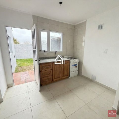 Casa en VENTA - A ESTRENAR Bariffi