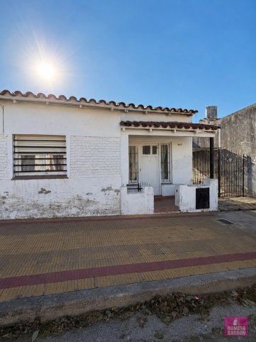 Casa a reciclar 2 dorm, 70m² — Calvario
