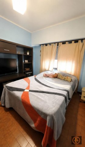 Casa en Venta Vigil 2271, 3 dorm, 2 baños, garage para 3 autos