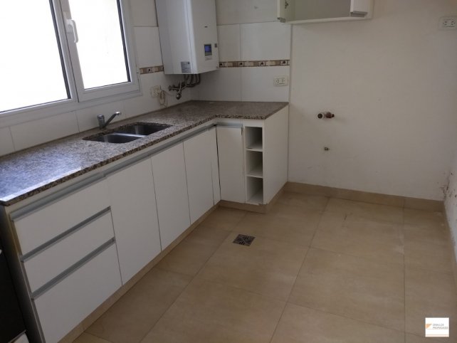 Depto en Alquiler 1 dorm, 48m² en Microcentro — 1er Piso