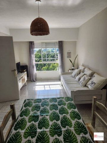 Depto en Alquiler 2 dorm, 60m² amoblado — Fugl 1357