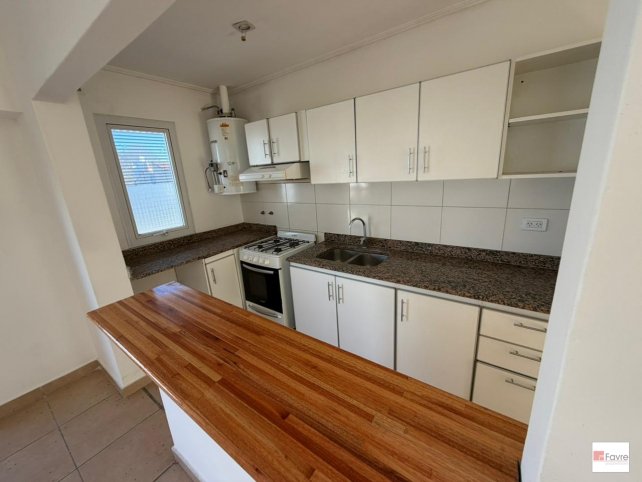Depto en Alquiler 1 dorm, 50m² con cochera — Figueroa 1027