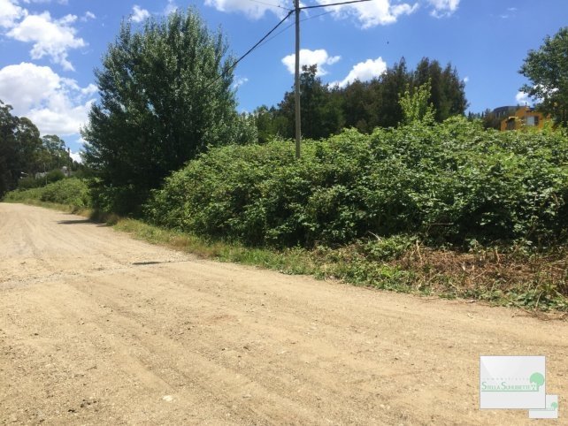 Lote en Venta sobre Calle Lola Mora, 750m² — Tandil