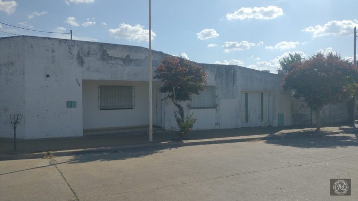 Casa a la VENTA a RECICLAR Zona: Piedrabuena y México