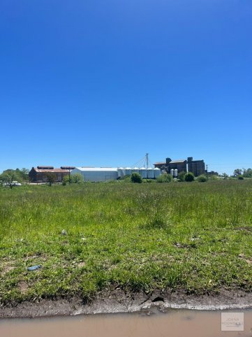 Lote en venta de 2100m² en Zona El Molino