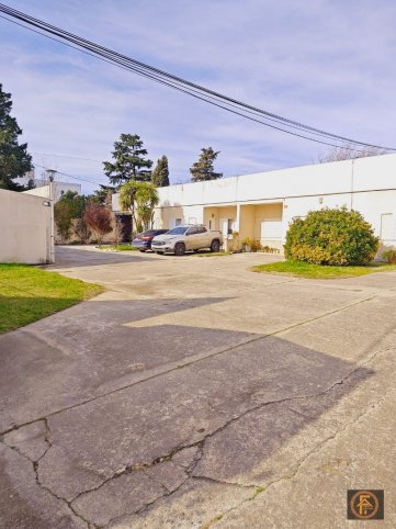 Casa en complejo 3 dorm, 95m² con cochera — 25 de Mayo 1400
