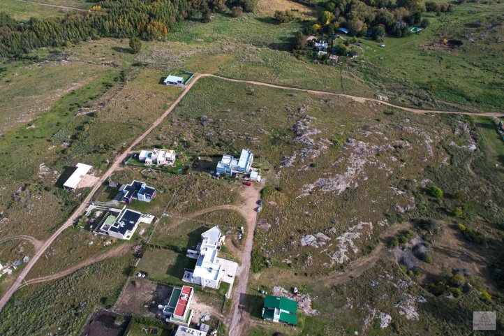 Lote en Venta en Barrio Entre Sierras de 1800m²