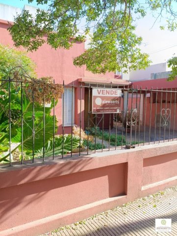 Casa 3 amb, 63m² en SEMI CENTRO con garage