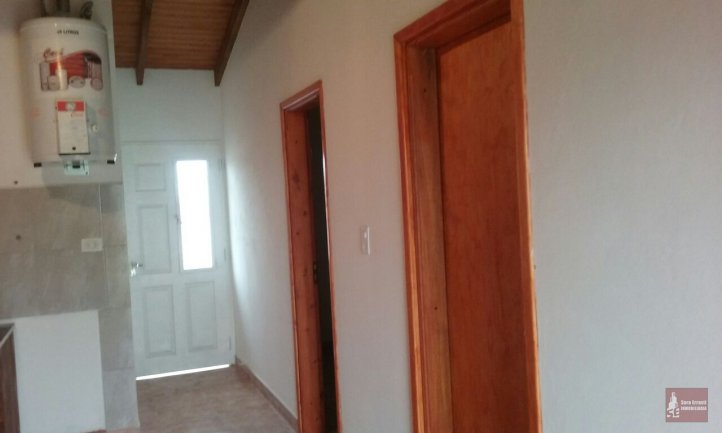 Casa 2 dorm, 60m² con entrada de auto — La Pastora