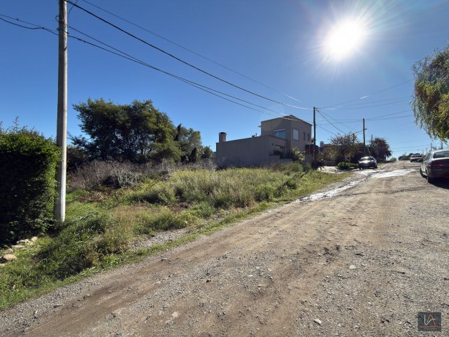 Lote en venta de 520m² en barrio La Rosa