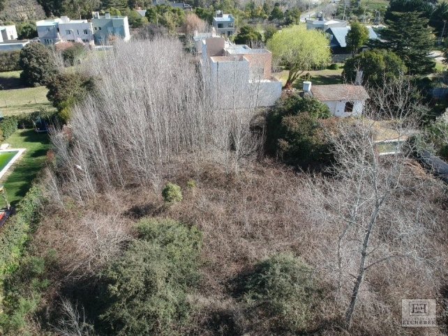 Lote en venta 650m² en Barrio Golf, excelente ubicación