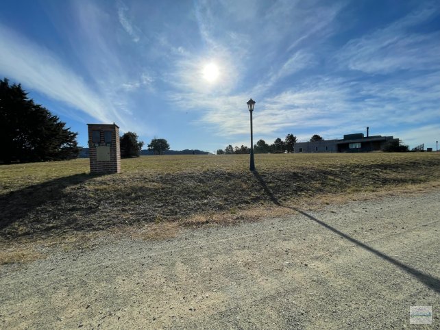 Lote de 1700m² en Barrio La Mata