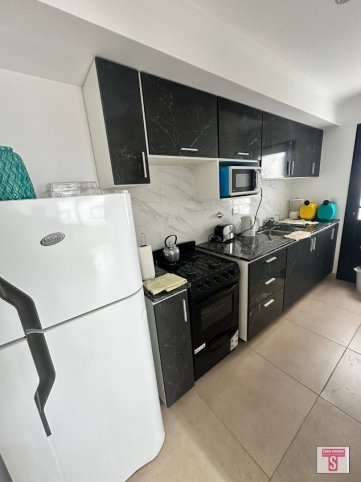 Depto 1 dorm, 48m² en planta baja con cochera — Cuba al 1200