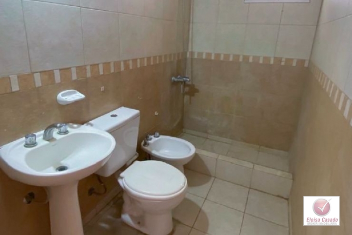 Depto 1 dorm, planta baja con cochera y patio