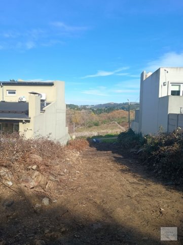 Lote en venta 649m² en San Gabriel y Brivio, zona del lago