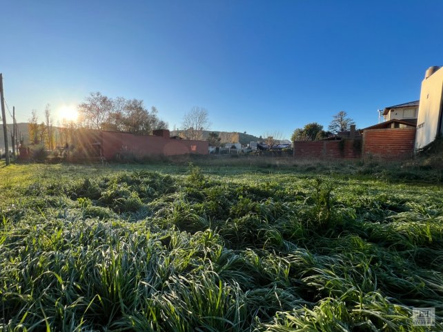 Lote en venta 456m² en zona turística — Zarini 1400