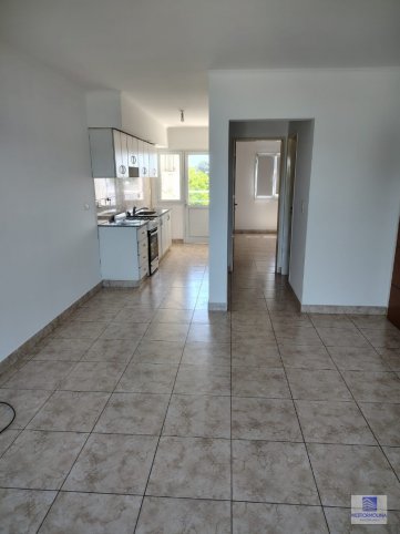 Depto 1 dorm, 48m² con cochera — Quintana 825