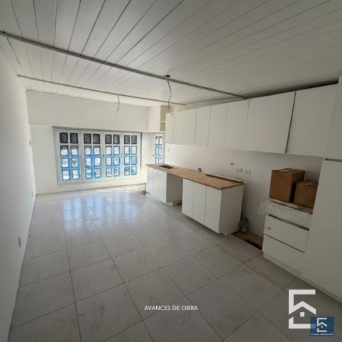 Monoambiente en venta 25m² con balcón — Semicéntrico