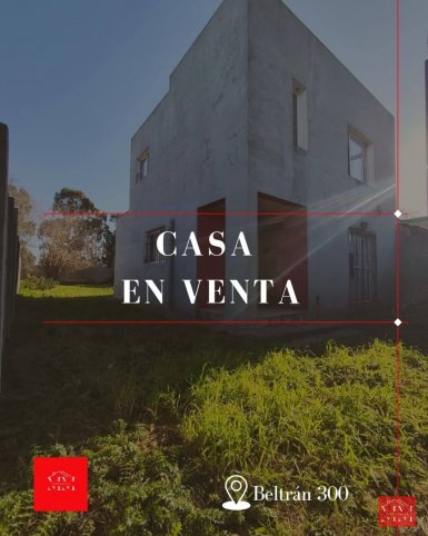 Casa de dos plantas con quincho ubicada en Beltran al 300