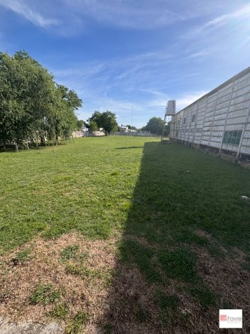 Lote en venta de 21,65 mts de frente por 64,35 de fondo