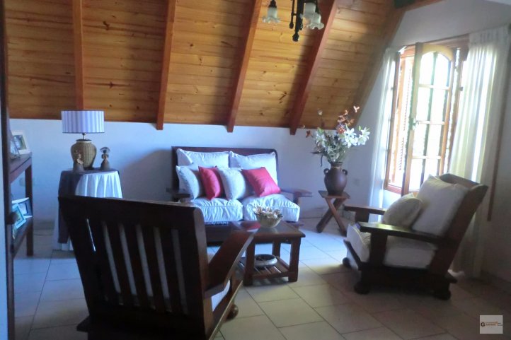 Casa en Venta Zona Campus Universitario, 90m², 2 dorm, 2 baños, garaje