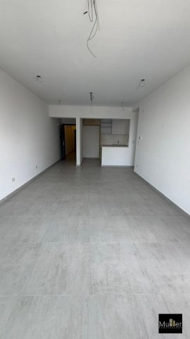 Depto 2 dorm, 2 baños, 240m² — Paz al 300