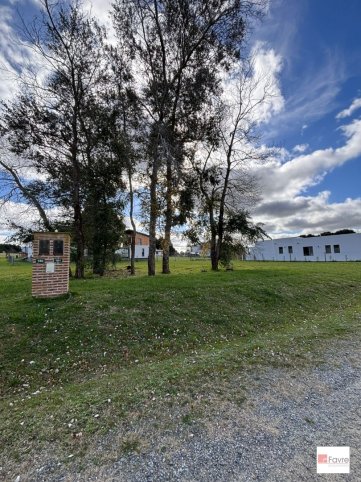 Lote en barrio cerrado La Mata de 1287m²