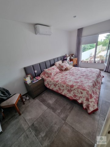 Casa en Lobería 1664, 275m², 3 dorm, 3 baños, garage, piscina climatizada