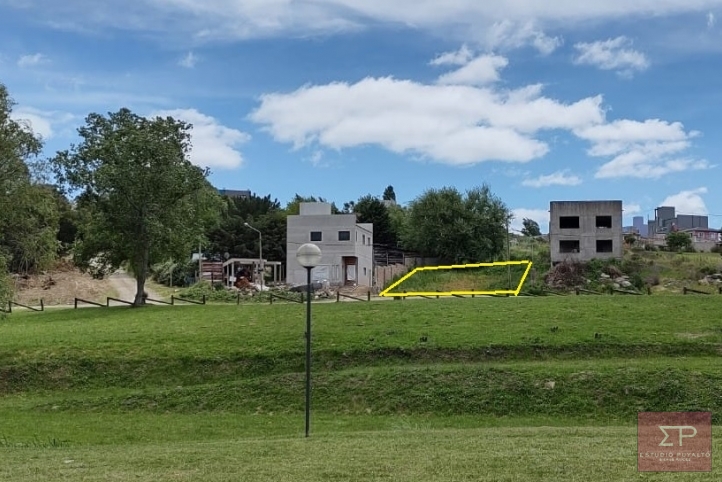 Lote en Venta Zona Dique