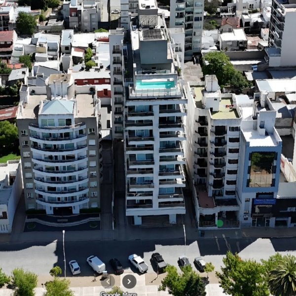 Depto 3 dorm, 135m² con pileta y gimnasio — Chacabuco