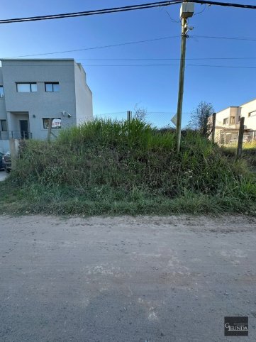 Lote en venta 650m² con excelente acceso — Hudson