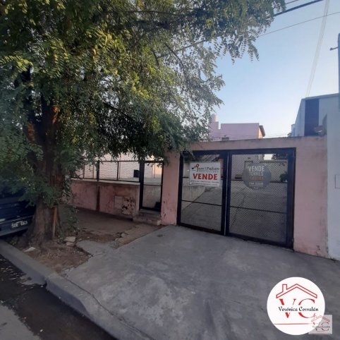 Depto. en Venta 1 dorm, 1 baño, Lunghi 600