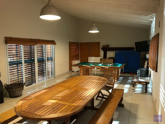 Quinta en venta 2 dorm, 75m² con piscina — Zona Club Banco Provincia