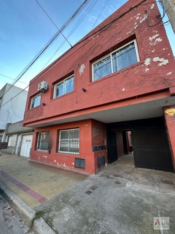 Depto - Constitución 272