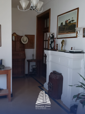 Casa reciclada 3 dorm, 170m² con garage — 14 de Julio 200