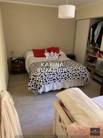 Casa 2 dorm. en lote 10x55 con Pileta - Larrea 110